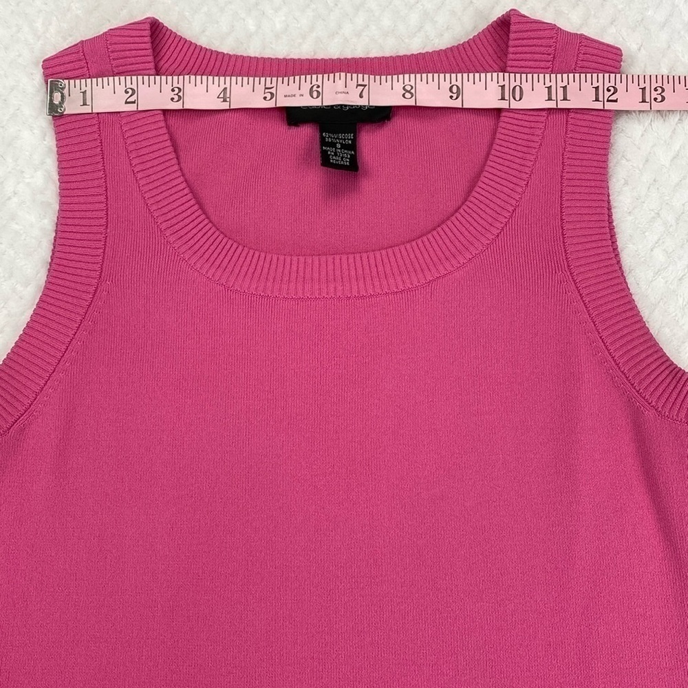 Cable & Gauge Hot Pink Ribbed Knit Sweater Vest Size Small - Picture 4 of 17